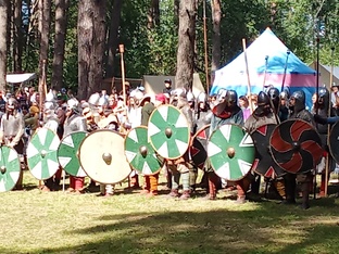 Фестиваль "Здесь оживает история" в Гнёздово 2025 г.