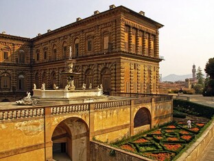 Искусство со всех сторон