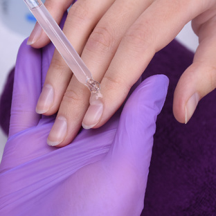 МАНИКЮР И ПЕДИКЮР