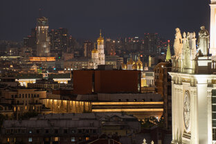 Почему в Москву?