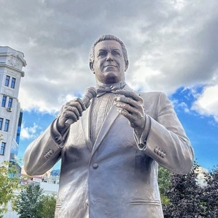Памятники композиторам и музыкантам