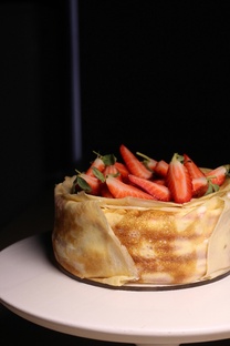 Блины как искусство: От классики до авторских шедевров со сливками 