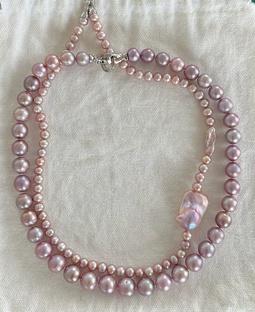 Здесь коллекция украшений с  натуральным жемчугом 