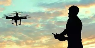 Специалист и оператор мультироторных БПЛА