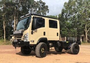 Isuzu Elf "Кемпер"