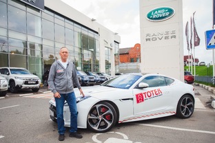 Лэнд и Рэндж Роверы