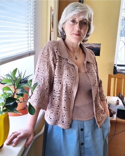 Жакет крючком для женщин: схемы и описание 2026 