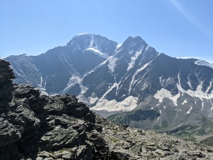 Montaña. Carrera. Expedición. 