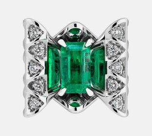 Королевские украшения