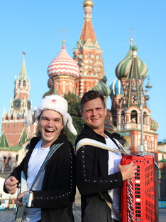 Клипы дуэта "Богатые и Знаменитые"