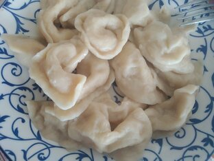 Домашние вареники с картошкой 