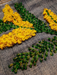 🧵 🪡 Вышивка и эксперименты с моей одеждой.