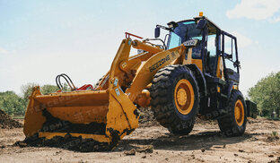 Фронтальный погрузчик BEEZONE B928GT