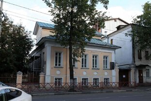 Прогулка по улице Собинова