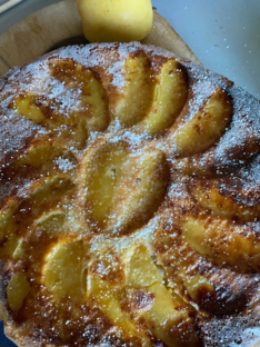 Шарлотка с яблоками 