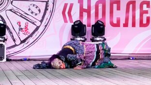 Над чем же ещё прикажешь зубоскалить, если не над неудачами?