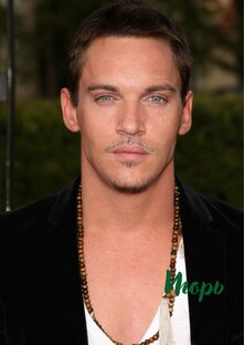 Марафон по Джонатану Риз Майерсу.