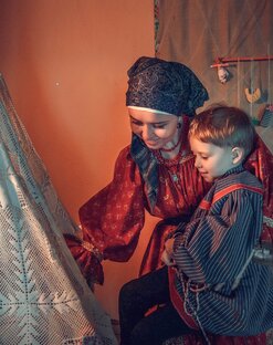 Весело живем