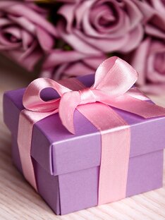 DONATE 💐🍬