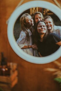Simonova Team🤳🏽