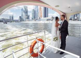 "Новые адреса счастья"