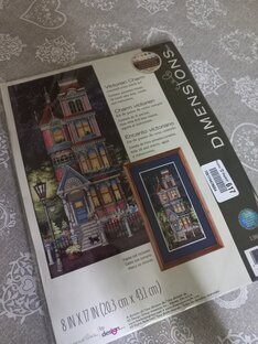 Dimensions 13666 Victorian Charm