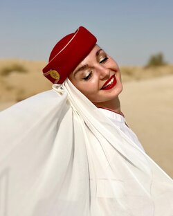 Стюардесса Emirates