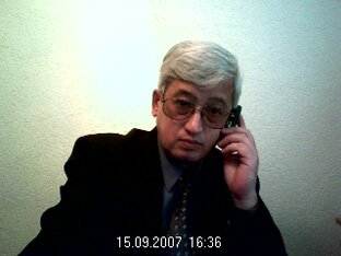 Сам от себя