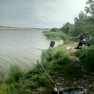 Рыбалка на озере на карася. 