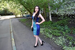 Одежда для девушек и женщин 