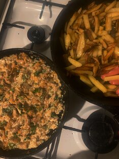 Еда на плите 