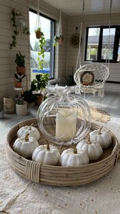 Обожаю украшать дом по сезонам 🧡