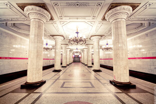 Из истории уникальных станций Петербургского метро