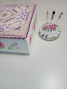 Шкатулочки с вышивкой