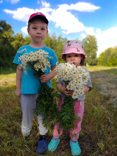 С сестрой