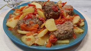 МЯСНЫЕ БЛЮДА .
