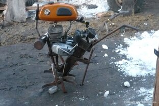 Что я делаю мотоблоком Угра