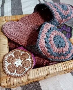 Вязаные тапки