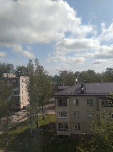 Наблюдаю из окна 