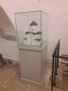 Фрагменты видео-роликов из разных программ.