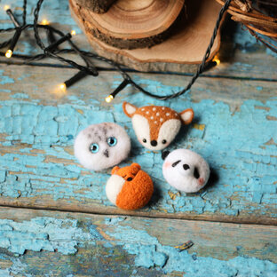 Валяем брошки✨