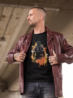 Футболка с пожарной символикой