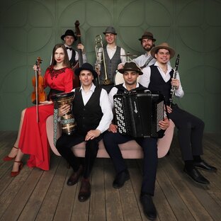 Статистика Дзен  Moscow Klezmer Band • Еврейская, балканская музыка