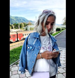 Есть чё по стихам?