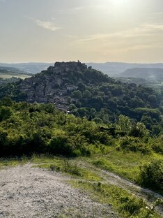 Франция, деревня Корд-сюр-сьель 