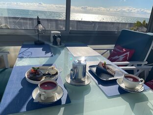 Ешьте, пейте, смотрите 