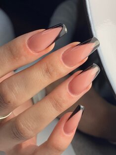 Наращивание ногтей