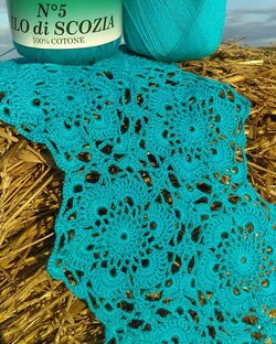 Мотивы крючком.