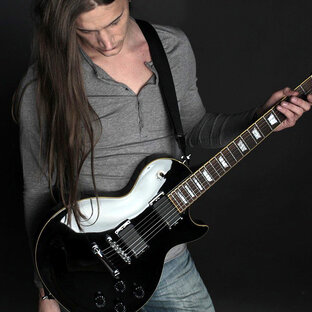 Музыка - Tommy Crow