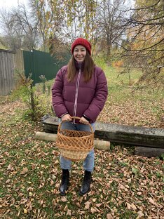 Отвлеченные темы: Реальные кадры и волшебные истории)